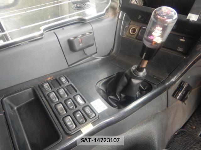 Mitsubishi GREAT 2014-12 2678123-11