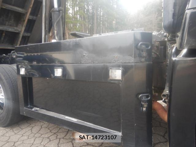 Mitsubishi GREAT 2014-12 2678123-23