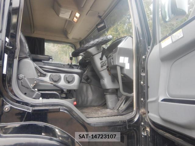 Mitsubishi GREAT 2014-12 2678123-8