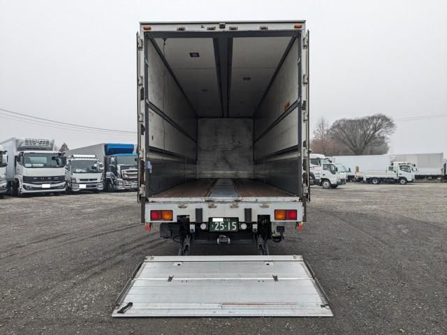 Mitsubishi GREAT 2016-09 2709705-9
