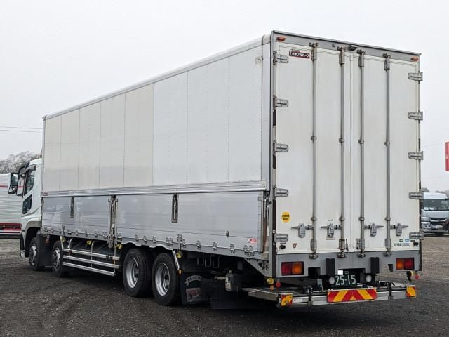 Mitsubishi GREAT 2016-09 2709705-3
