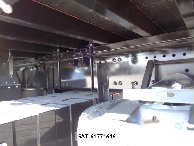 Mitsubishi GREAT 2025-09 3068526-16