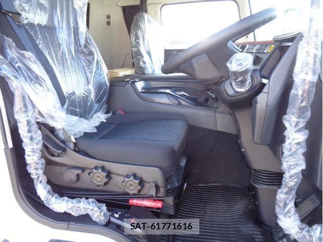 Mitsubishi GREAT 2025-09 3068526-23