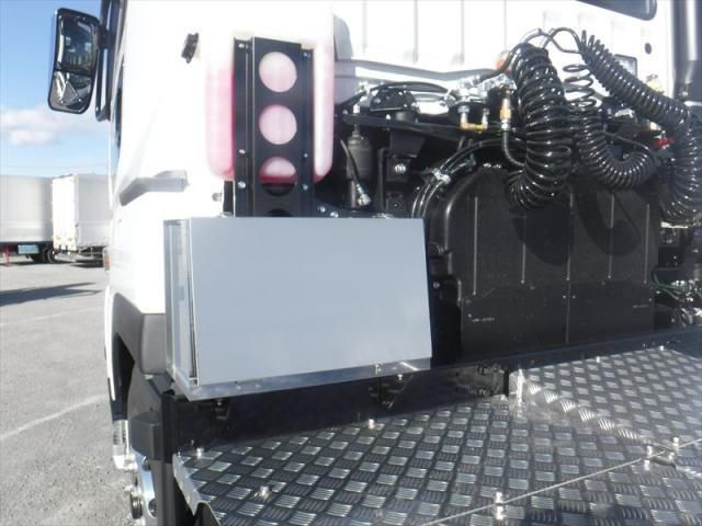 Mitsubishi GREAT 2025-09 3292800-14