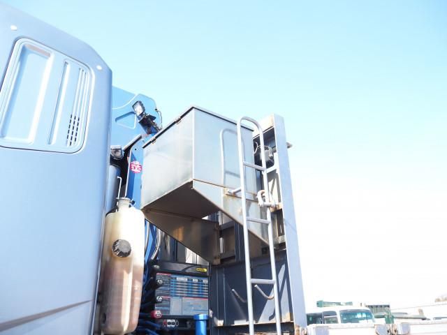 Mitsubishi GREAT 2016-12 3847286-15