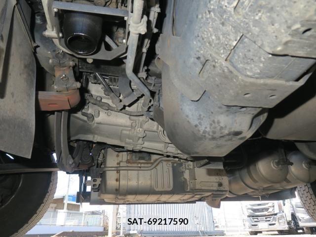 Mitsubishi GREAT 2019-11 3910438-15