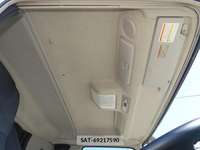 Mitsubishi GREAT 2019-11 3910438-19