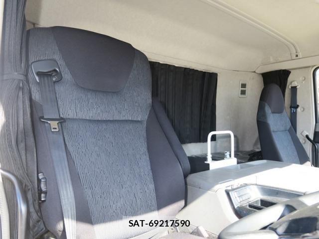 Mitsubishi GREAT 2019-11 3910438-20