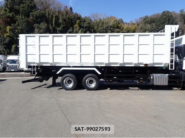 Mitsubishi GREAT 2025-07 3910429-11