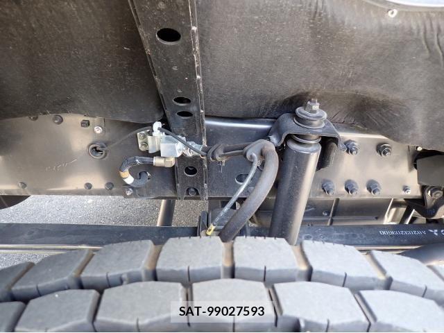 Mitsubishi GREAT 2025-07 3910429-26
