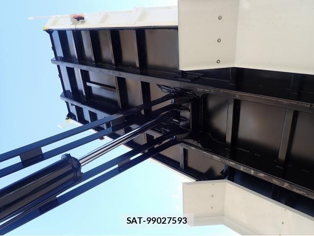 Mitsubishi GREAT 2025-07 3910429-7