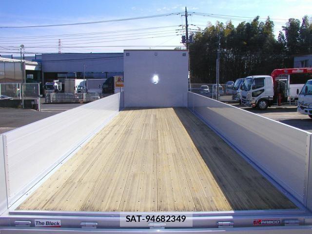 Mitsubishi GREAT 2025-10 4049960-12
