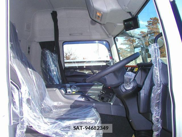 Mitsubishi GREAT 2025-10 4049960-23