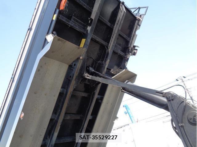 Mitsubishi GREAT 2023-06 4111728-10