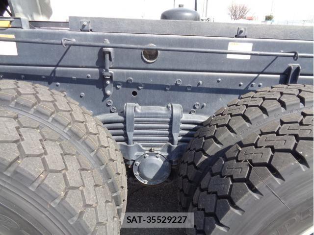 Mitsubishi GREAT 2023-06 4111728-13