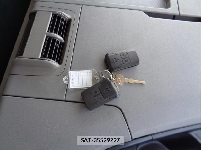 Mitsubishi GREAT 2023-06 4111728-22