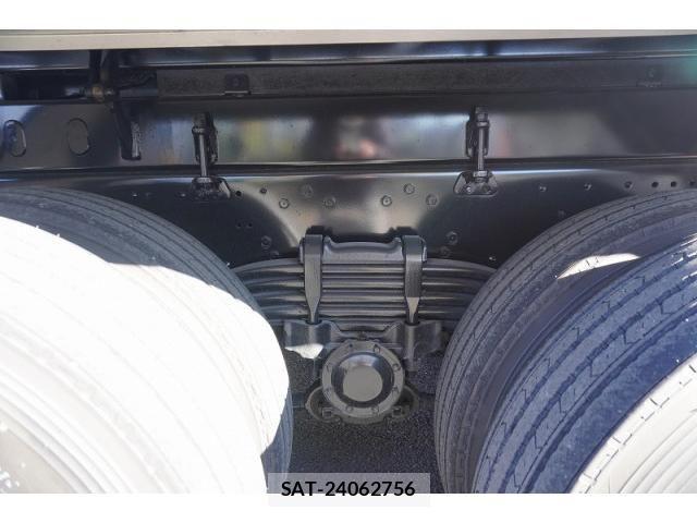 Mitsubishi GREAT 2025-04 4111710-11