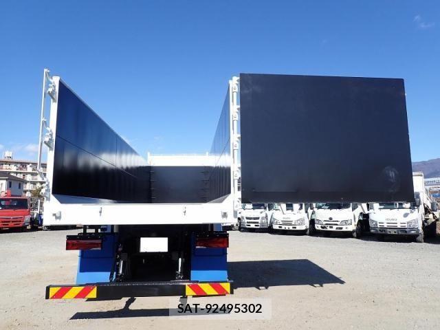 Mitsubishi GREAT 2025-07 4140936-8