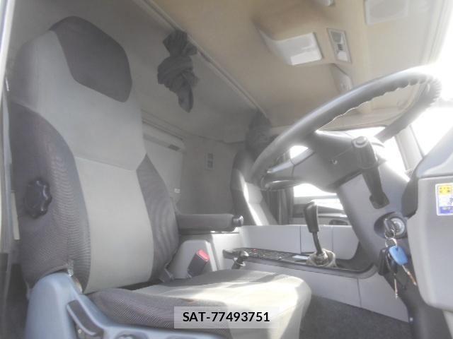 Mitsubishi GREAT 2017-03 4373138-13