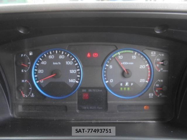 Mitsubishi GREAT 2017-03 4373138-14