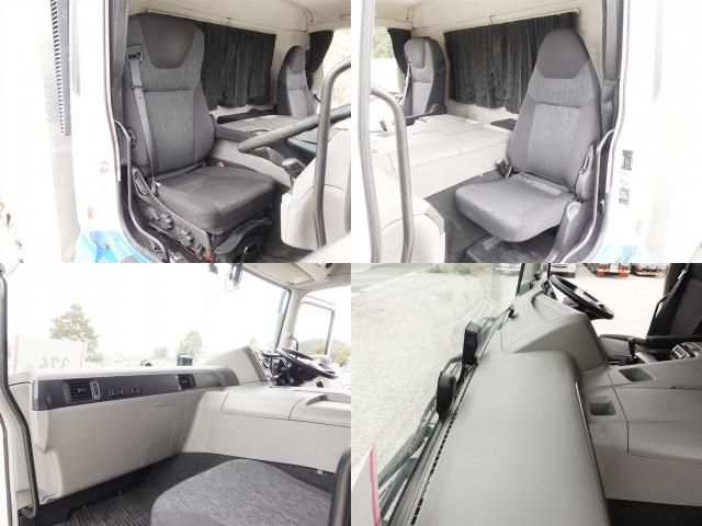Mitsubishi GREAT 2018-05 4384589-19