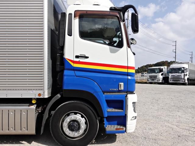 Mitsubishi GREAT 2018-05 4384589-6