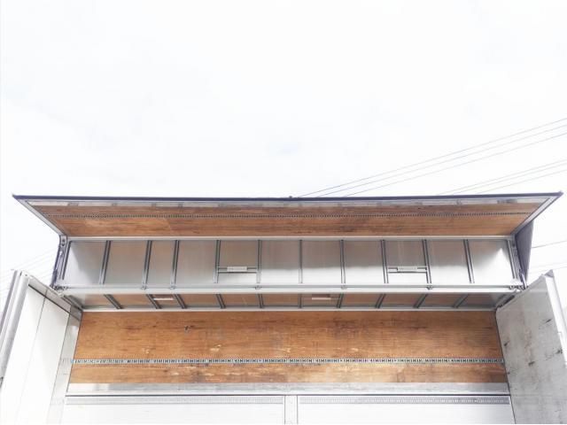 Mitsubishi GREAT 2018-02 4384585-14
