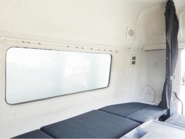 Mitsubishi GREAT 2018-02 4384585-26