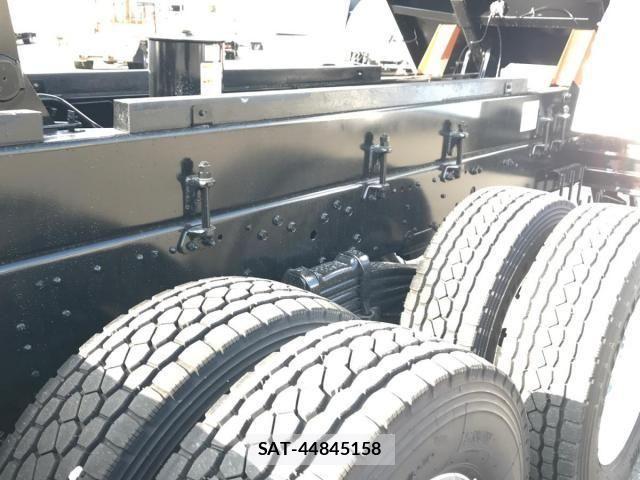 Mitsubishi GREAT 2025-05 4424292-17