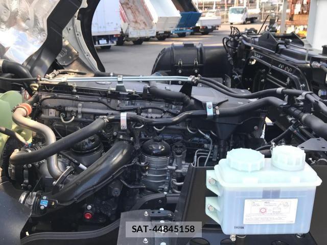 Mitsubishi GREAT 2025-05 4424292-19