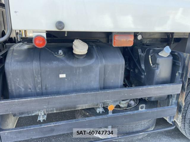 Mitsubishi GREAT 2014-08 4641176-10