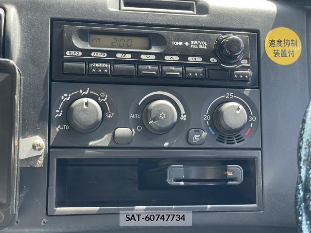 Mitsubishi GREAT 2014-08 4641176-13