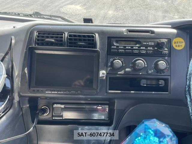 Mitsubishi GREAT 2014-08 4641176-14