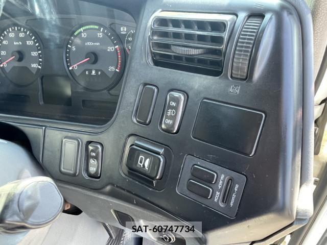 Mitsubishi GREAT 2014-08 4641176-21