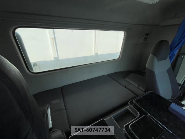 Mitsubishi GREAT 2014-08 4641176-23
