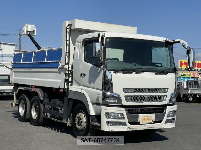 Mitsubishi GREAT 2014-08 4641176-2