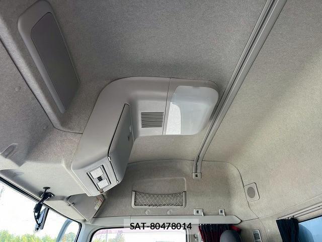 Mitsubishi GREAT 2016-02 4758417-22