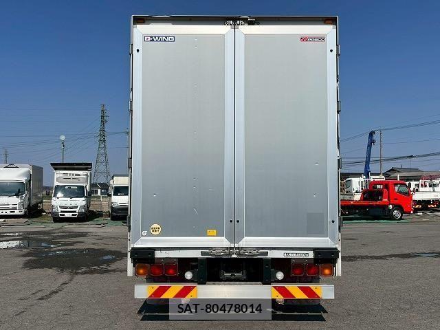 Mitsubishi GREAT 2016-02 4758417-6