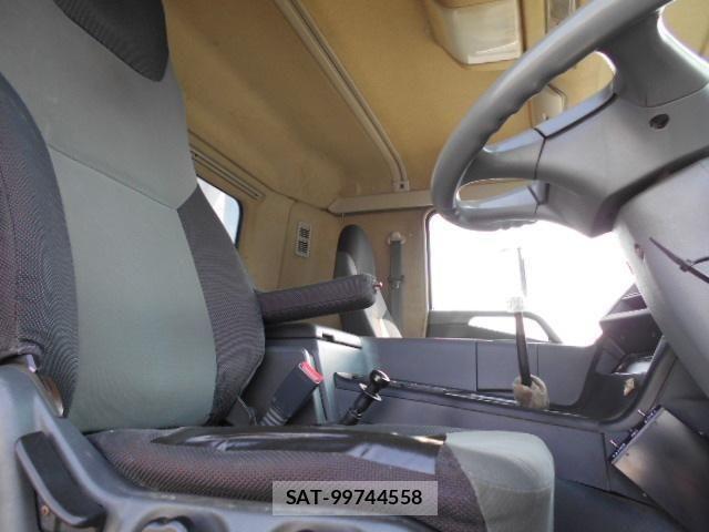 Mitsubishi GREAT 2014-12 4988347-13