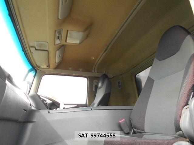Mitsubishi GREAT 2014-12 4988347-17