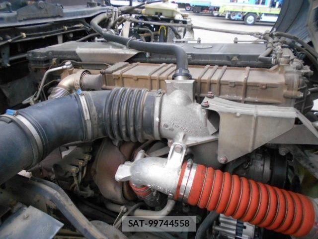Mitsubishi GREAT 2014-12 4988347-19