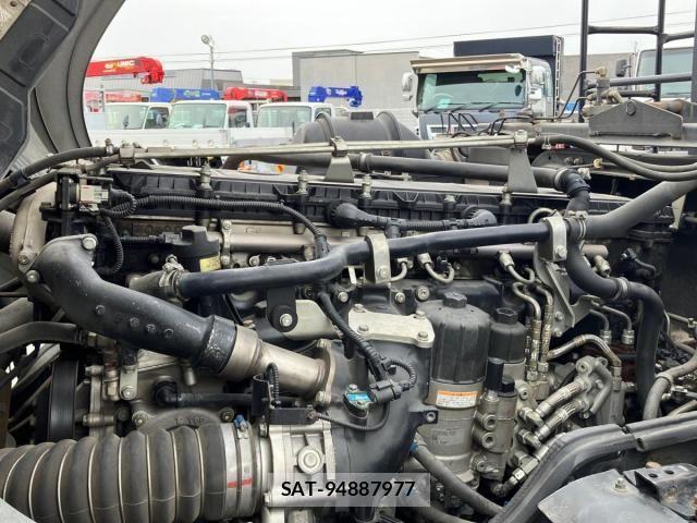 Mitsubishi GREAT 2012-01 5879967-12
