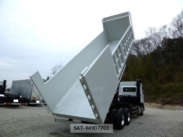 Mitsubishi GREAT 2025-12 5879926-16