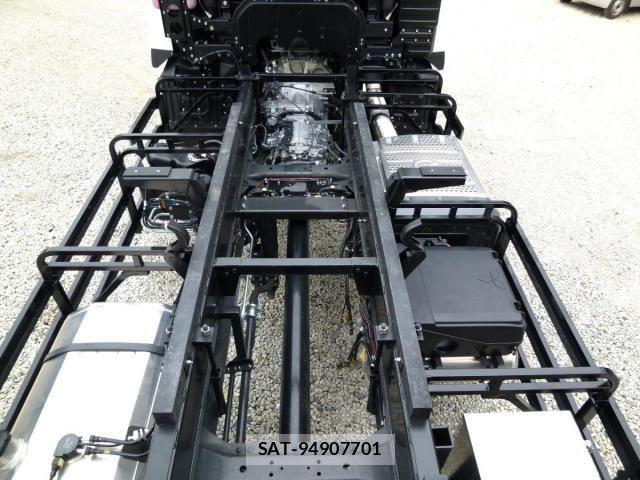 Mitsubishi GREAT 2025-12 5879926-22