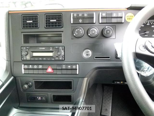 Mitsubishi GREAT 2025-12 5879926-28