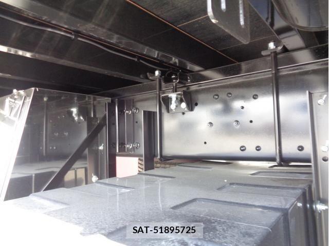 Mitsubishi GREAT 2025-10 5879938-14