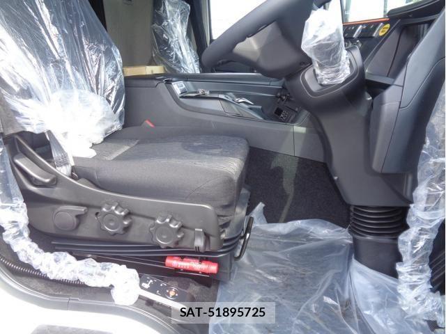 Mitsubishi GREAT 2025-10 5879938-22