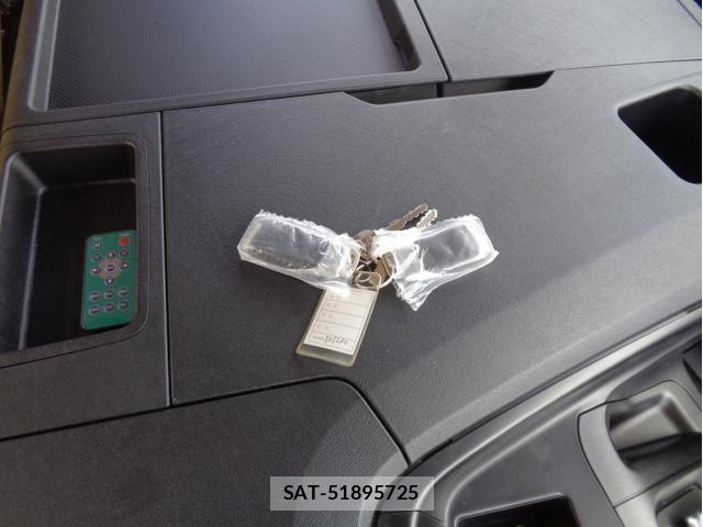 Mitsubishi GREAT 2025-10 5879938-24
