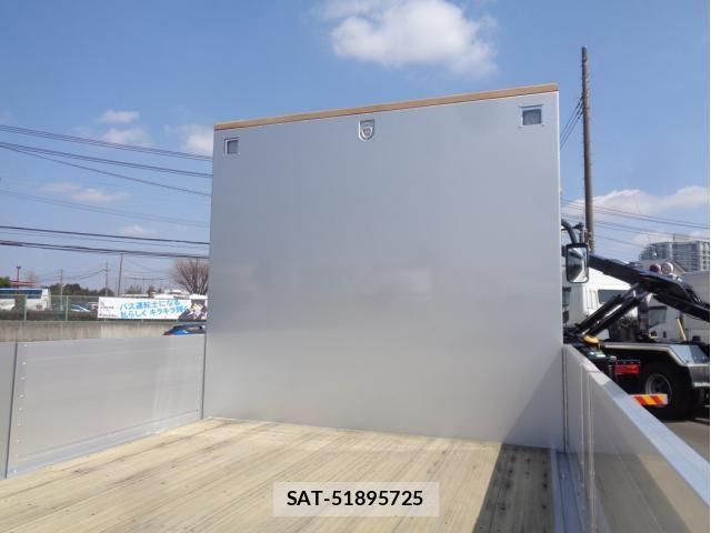 Mitsubishi GREAT 2025-10 5879938-5