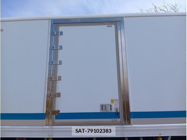 Mitsubishi GREAT 2019-11 5879969-16